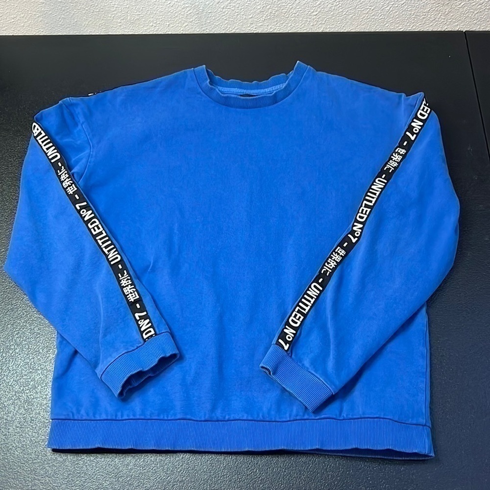 Untitled no. 7 loose fit cotton on garments blue longsleeve sz small